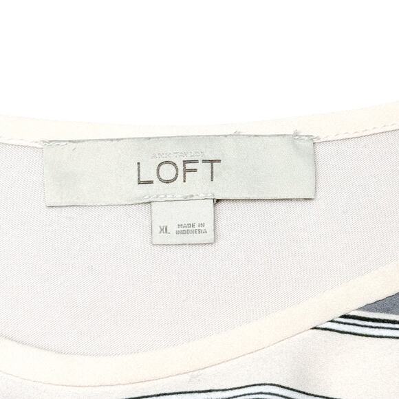 LOFT Tan & Gray Striped Short Sleeve Blouse - XL - Picture 5 of 6